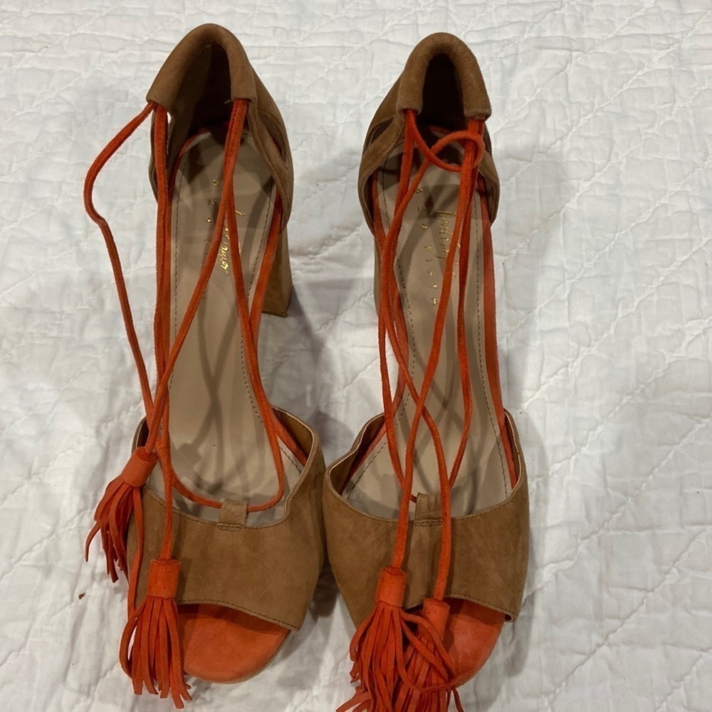 Lord  & Taylor 424 fifth block heels Mara Suede Leather Shoes size 9.5​​…​​​
